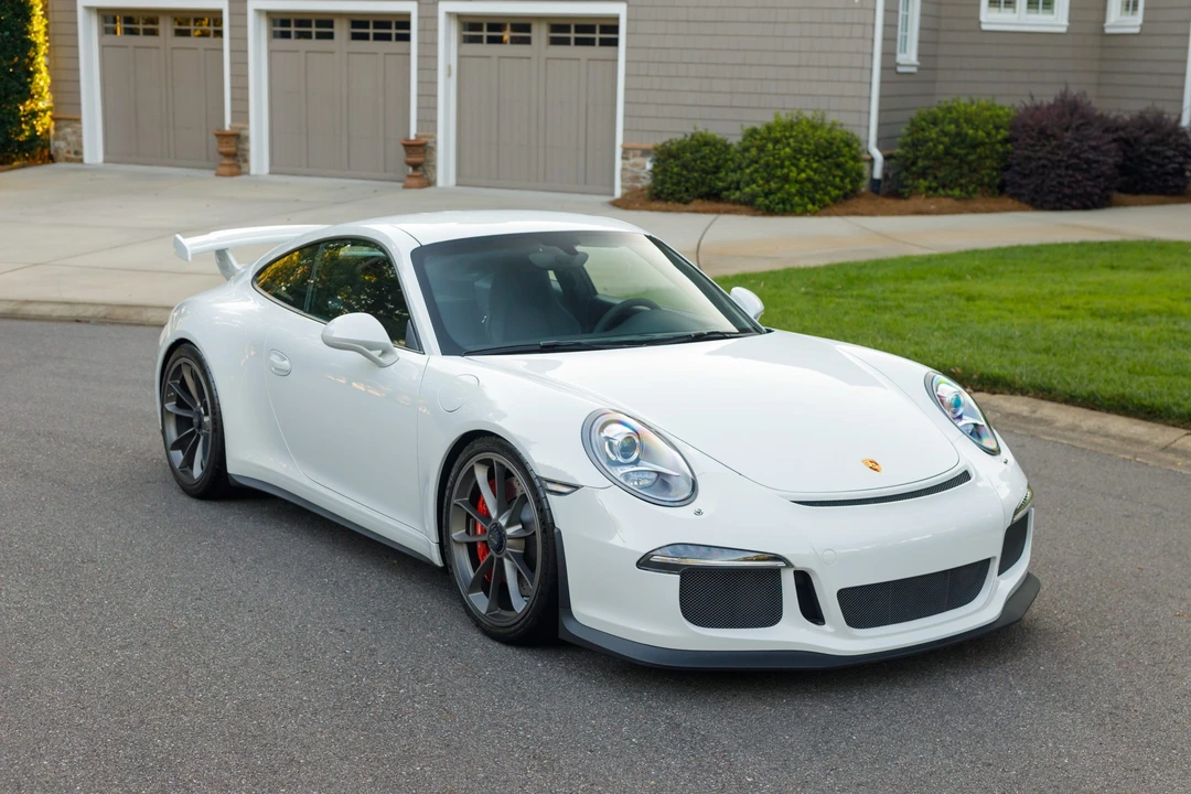 2014 Porsche 991 GT3 - Image 16 of 31