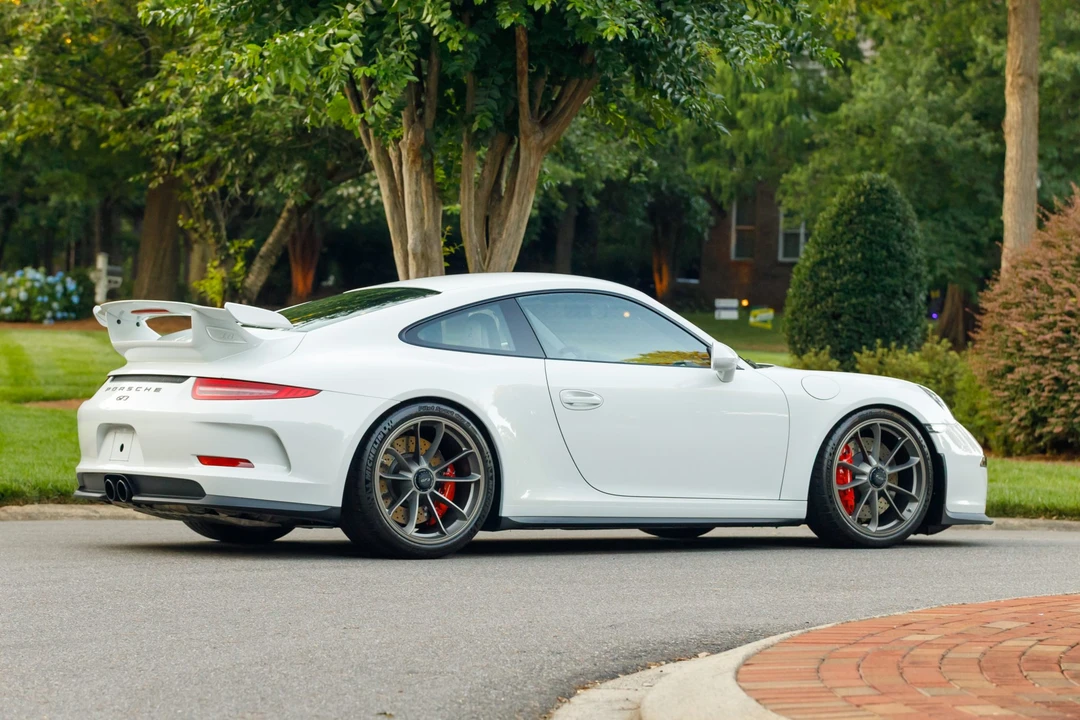 2014 Porsche 991 GT3 - Image 23 of 31
