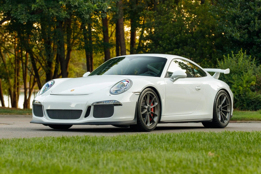 2014 Porsche 991 GT3 - Image 2 of 31