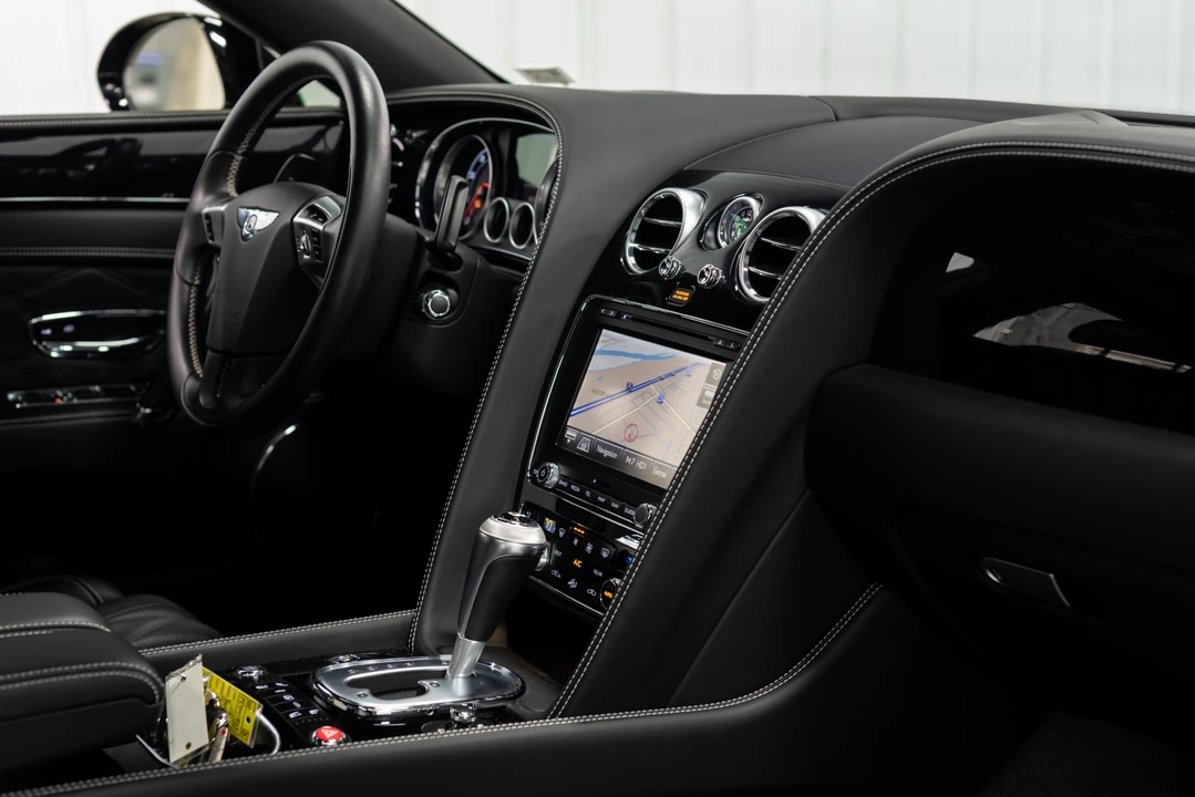 2015 Bentley Continental Flying Spur - Image 24 of 31