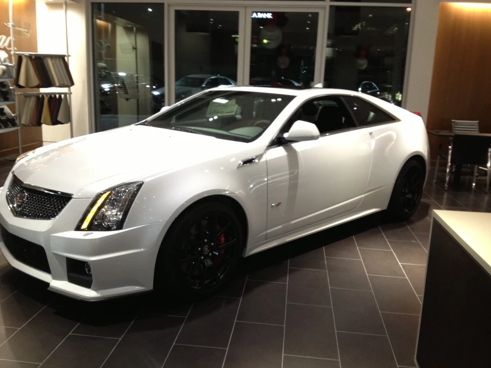 2015 Cadillac CTS-V 3rd Gen - Image 15 of 31