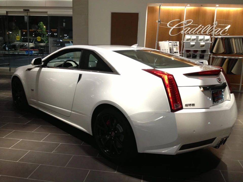 2015 Cadillac CTS-V 3rd Gen - Image 17 of 31