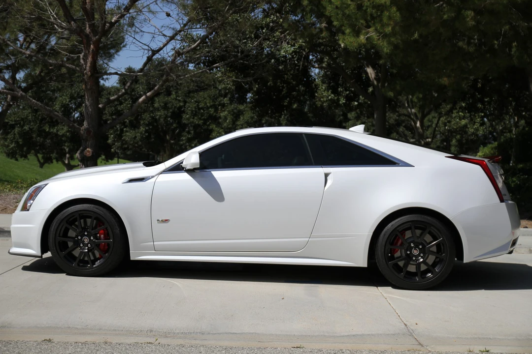 2015 Cadillac CTS-V 3rd Gen - Image 3 of 31