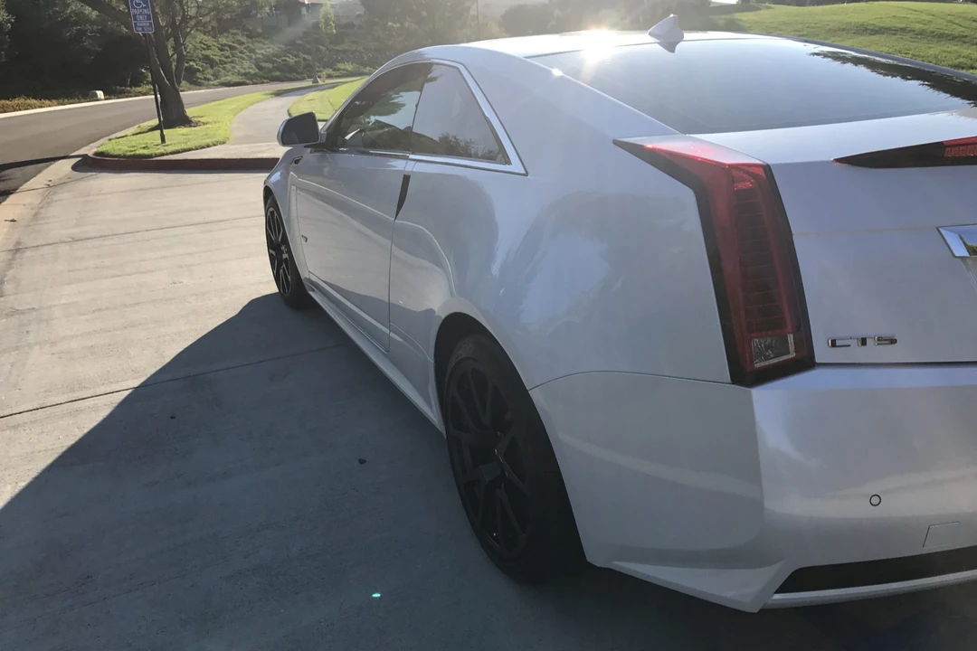 2015 Cadillac CTS-V 3rd Gen - Image 30 of 31