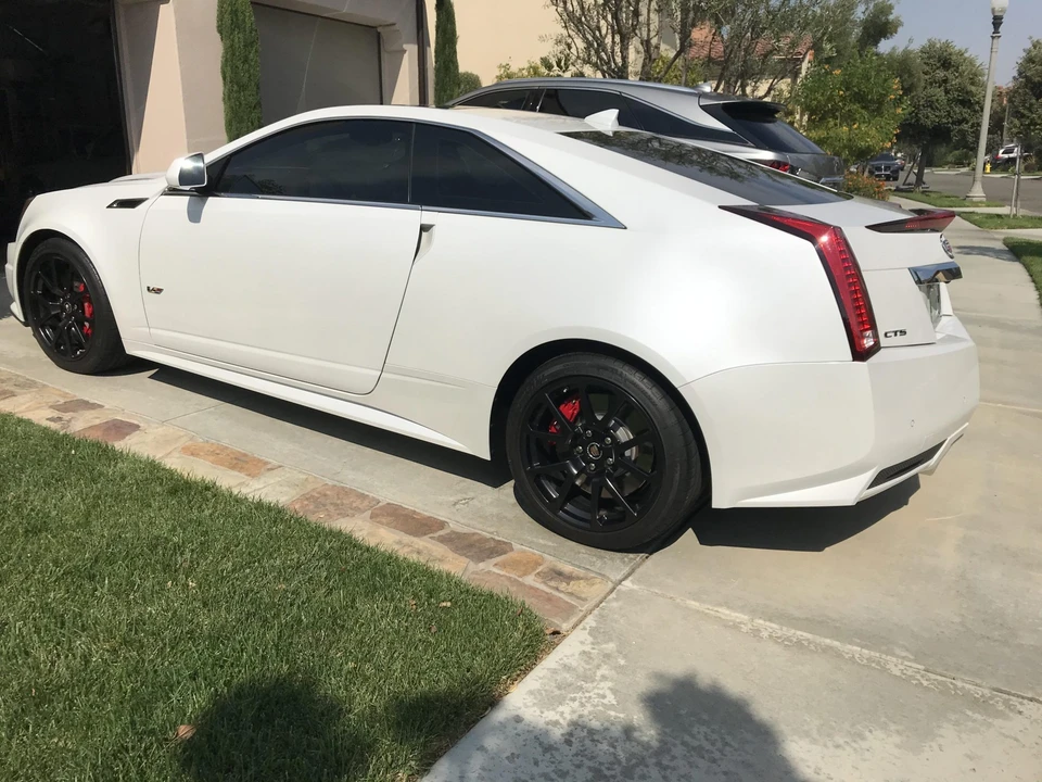 2015 Cadillac CTS-V 3rd Gen - Image 4 of 31