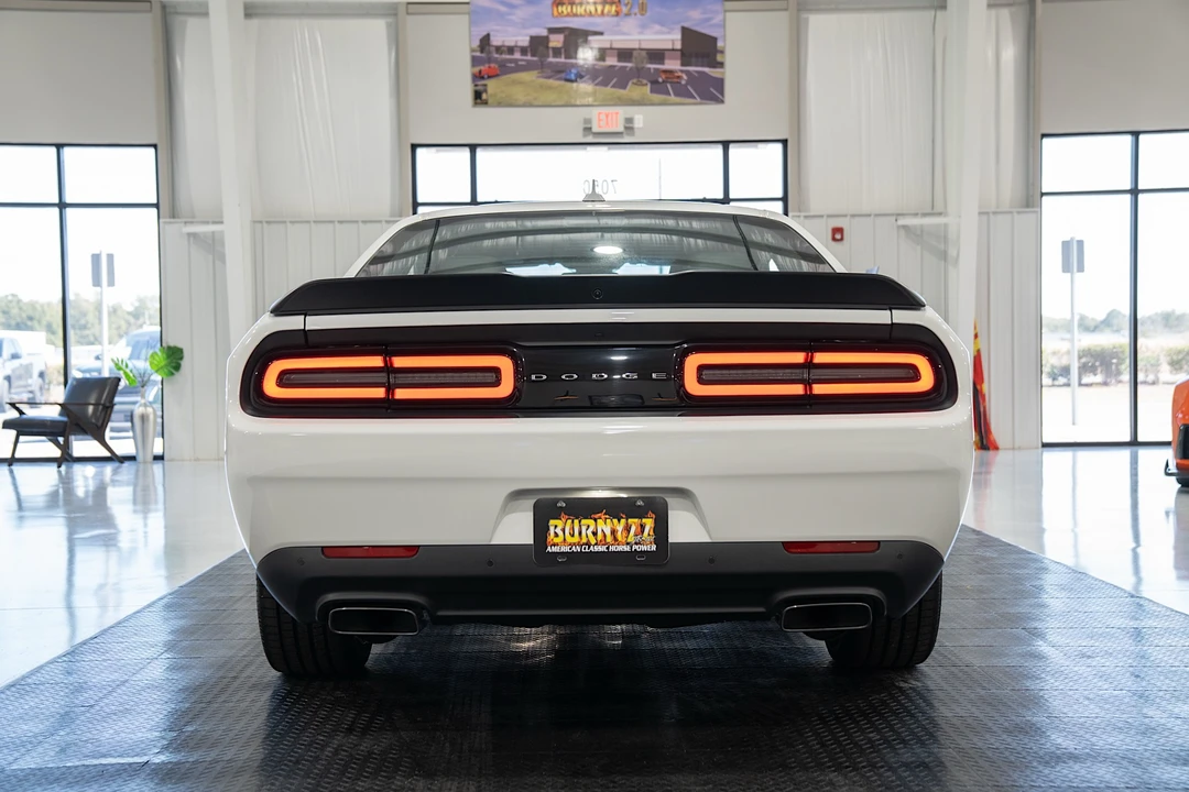 2015 Dodge Challenger SRT8 & 392 3rd Gen - Image 11 of 31