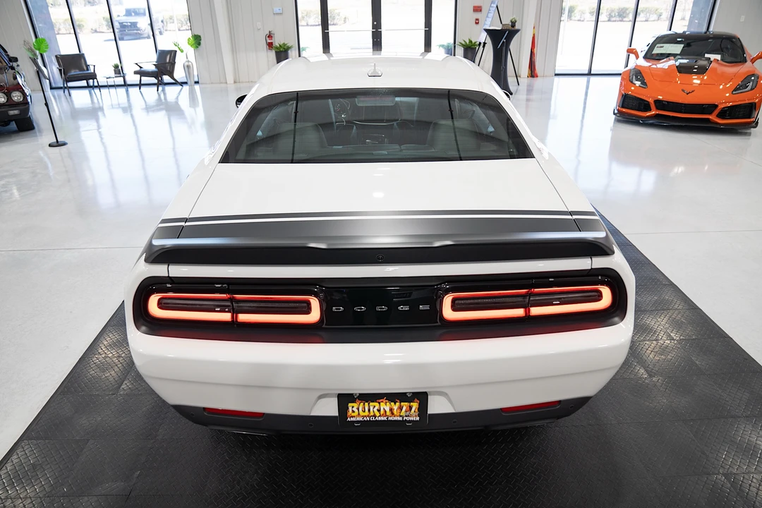 2015 Dodge Challenger SRT8 & 392 3rd Gen - Image 5 of 31