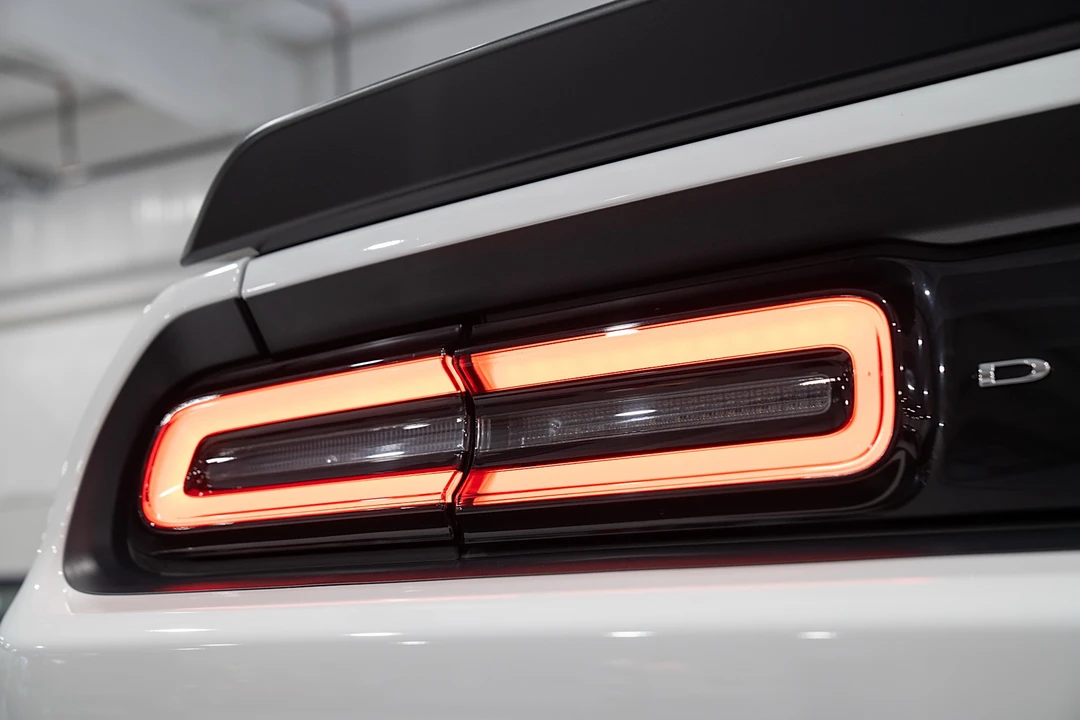 2015 Dodge Challenger SRT8 & 392 3rd Gen - Image 21 of 31