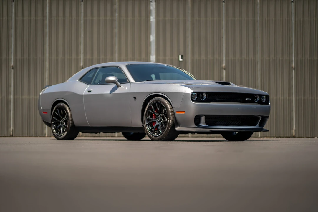 2015 Dodge Challenger SRT Hellcat 3rd Gen - Image 22 of 31