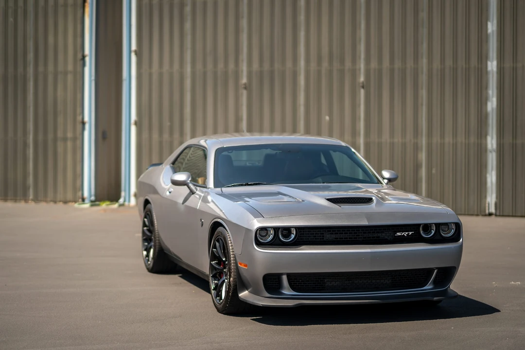 2015 Dodge Challenger SRT Hellcat 3rd Gen - Image 23 of 31