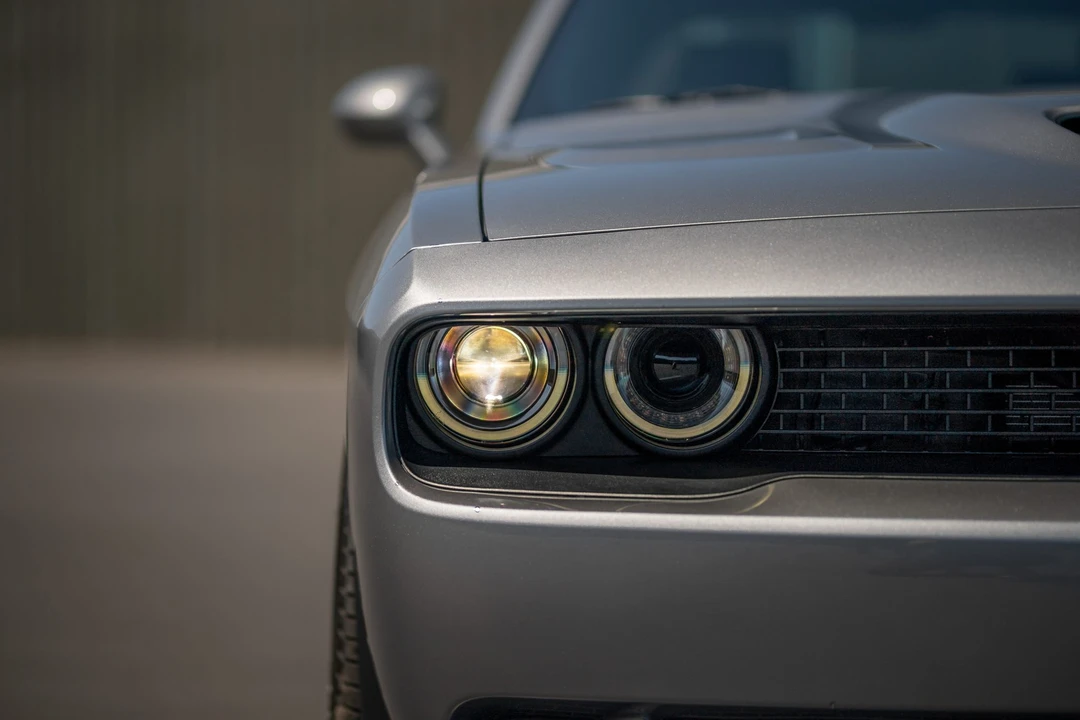 2015 Dodge Challenger SRT Hellcat 3rd Gen - Image 25 of 31