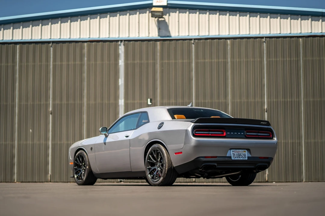 2015 Dodge Challenger SRT Hellcat 3rd Gen - Image 13 of 31