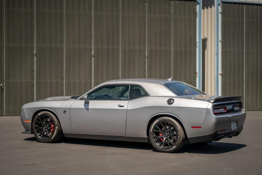 2015 Dodge Challenger SRT Hellcat 3rd Gen - Image 11 of 31