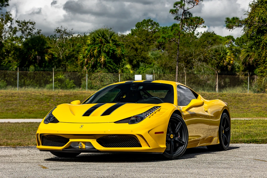 2015 Ferrari 458 Speciale - Image 2 of 31