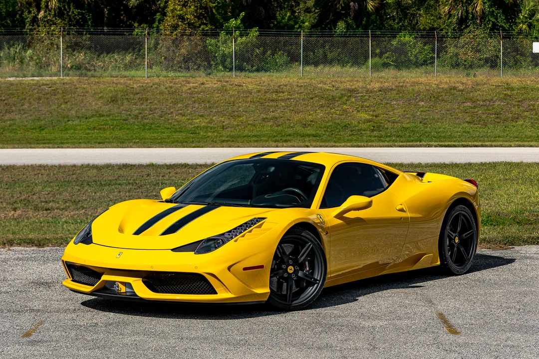 2015 Ferrari 458 Speciale - Image 6 of 31