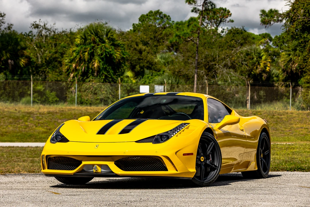 2015 Ferrari 458 Speciale - Image 3 of 31