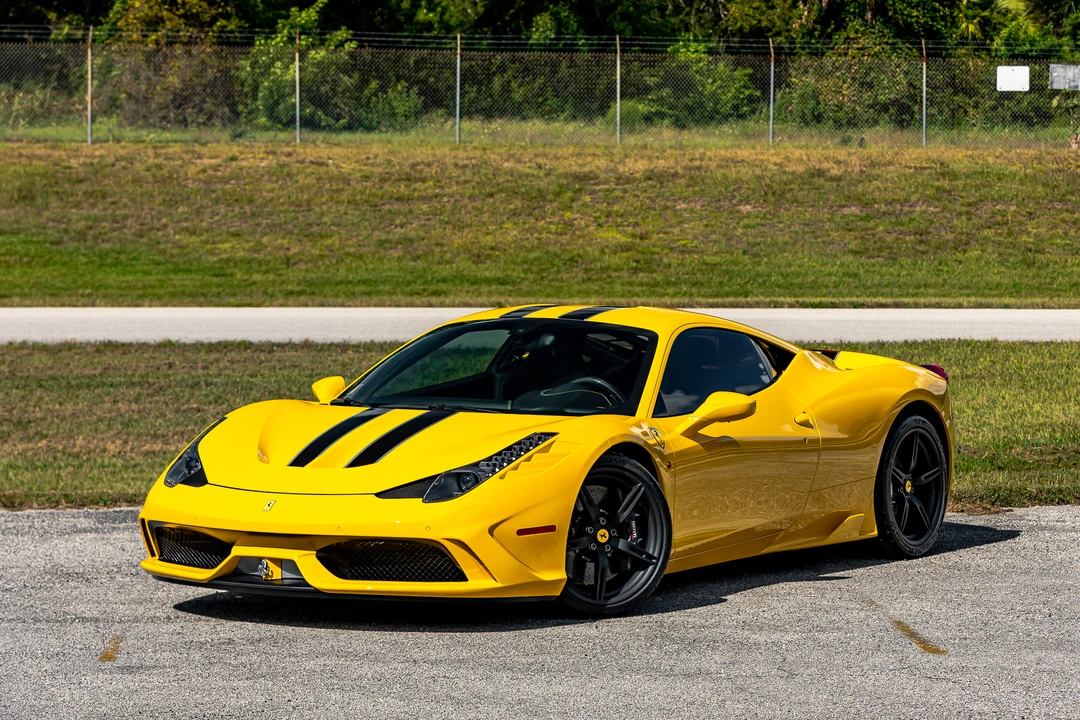 2015 Ferrari 458 Speciale - Image 4 of 31