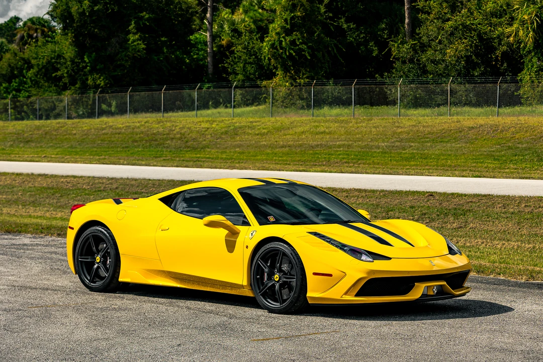2015 Ferrari 458 Speciale - Image 29 of 31