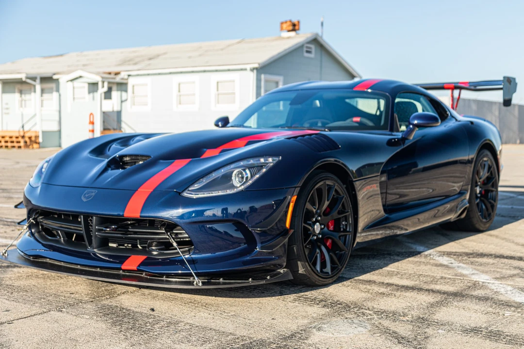 2016 Dodge Viper ACR 5th Gen - Image 9 of 31