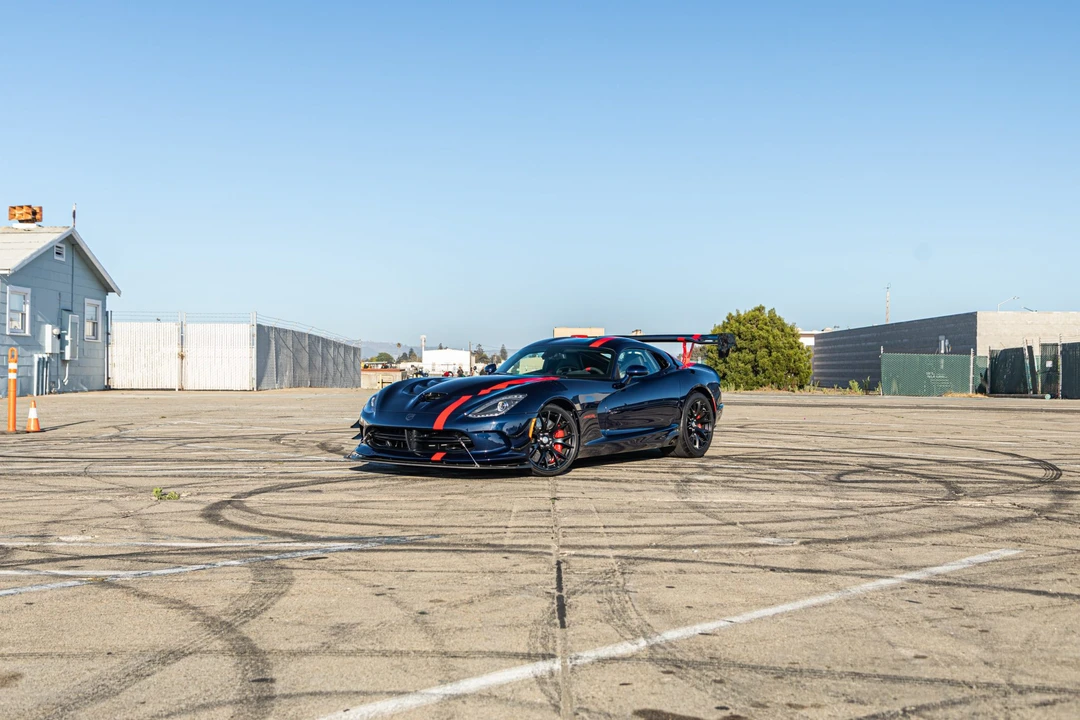 2016 Dodge Viper ACR 5th Gen - Image 2 of 31