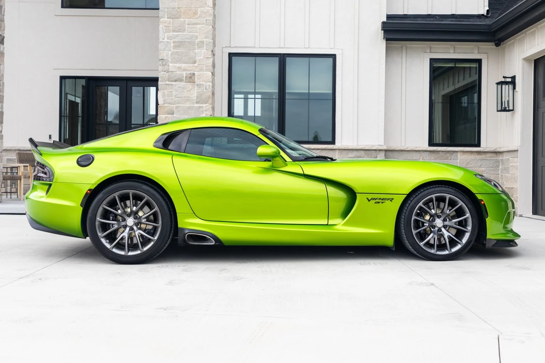 2016 Dodge Viper 5th Gen - Image 25 of 31