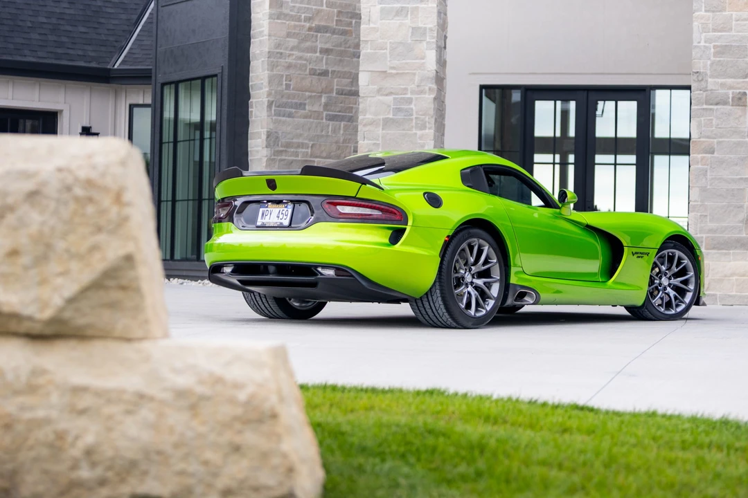 2016 Dodge Viper 5th Gen - Image 7 of 31
