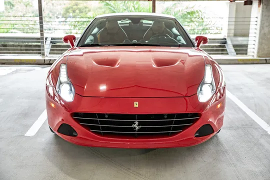 2016 Ferrari California T - Image 4 of 31