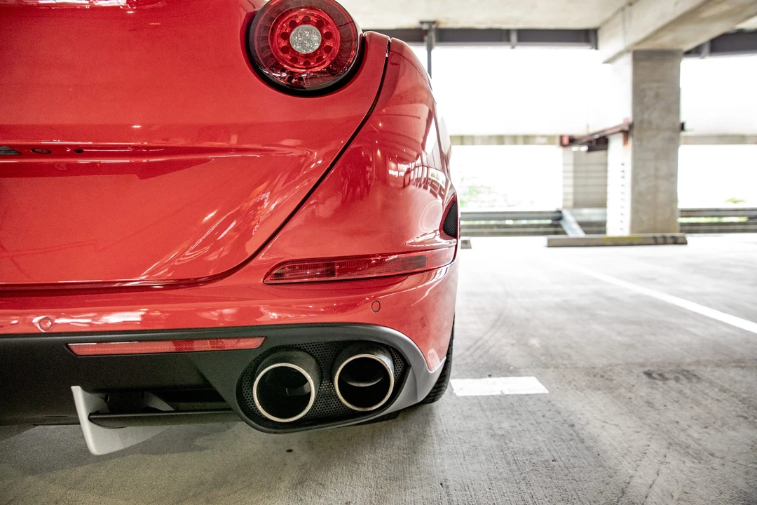 2016 Ferrari California T - Image 25 of 31