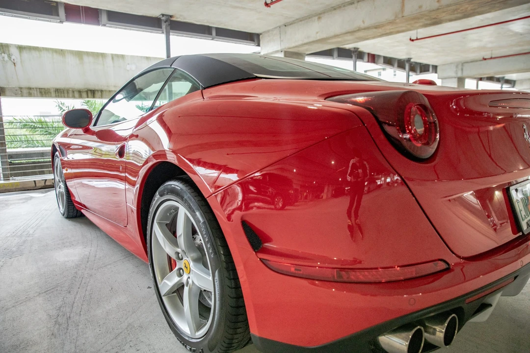 2016 Ferrari California T - Image 21 of 31