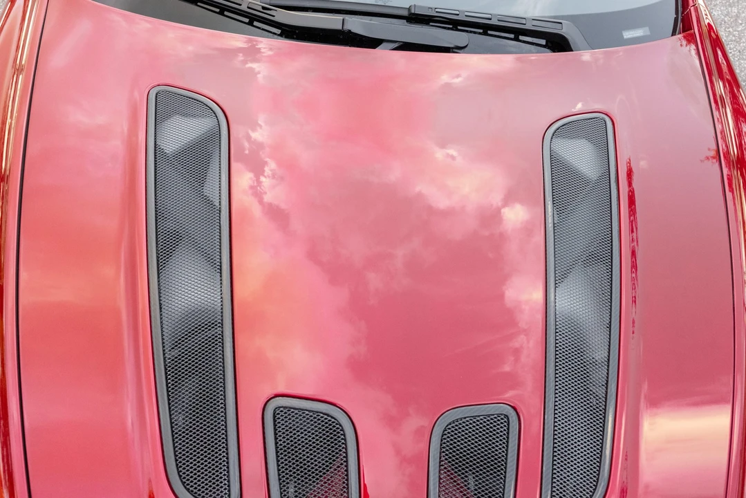 2017 Aston Martin V12 Vantage (2010-2018) - Image 27 of 31