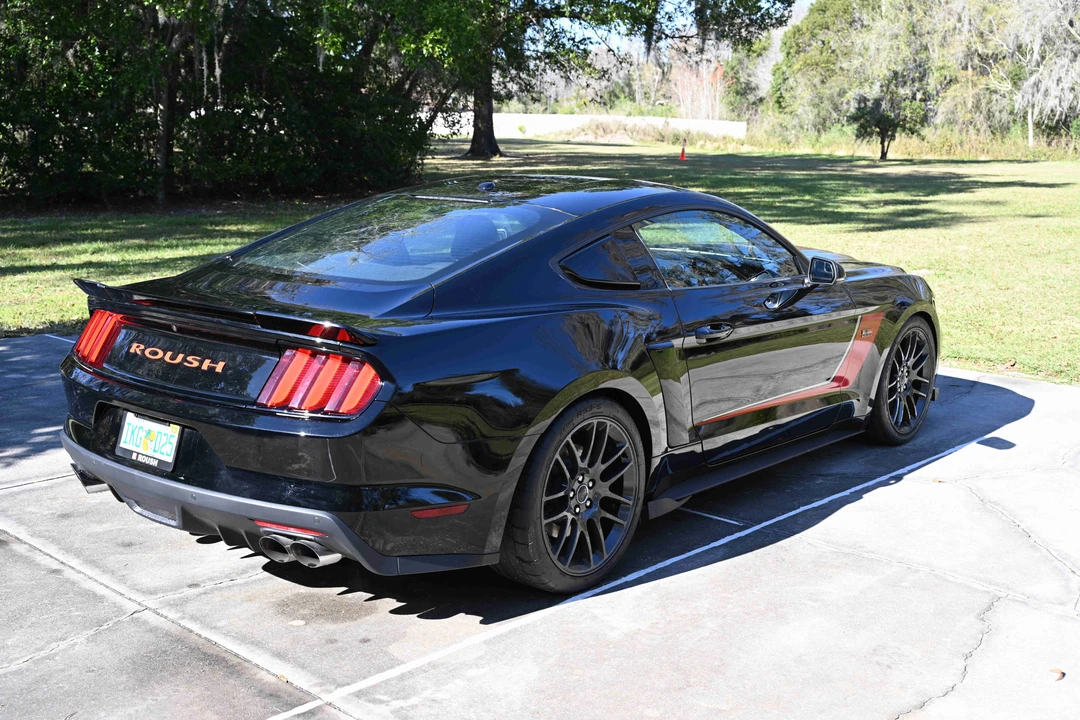 2017 Ford S550 Mustang GT - Image 11 of 31