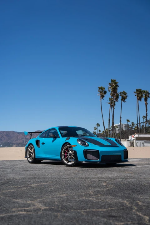 2018 Porsche 991 GT2 RS - Image 4 of 31