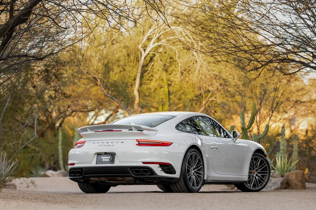 2018 Porsche 991 Turbo - Image 17 of 31