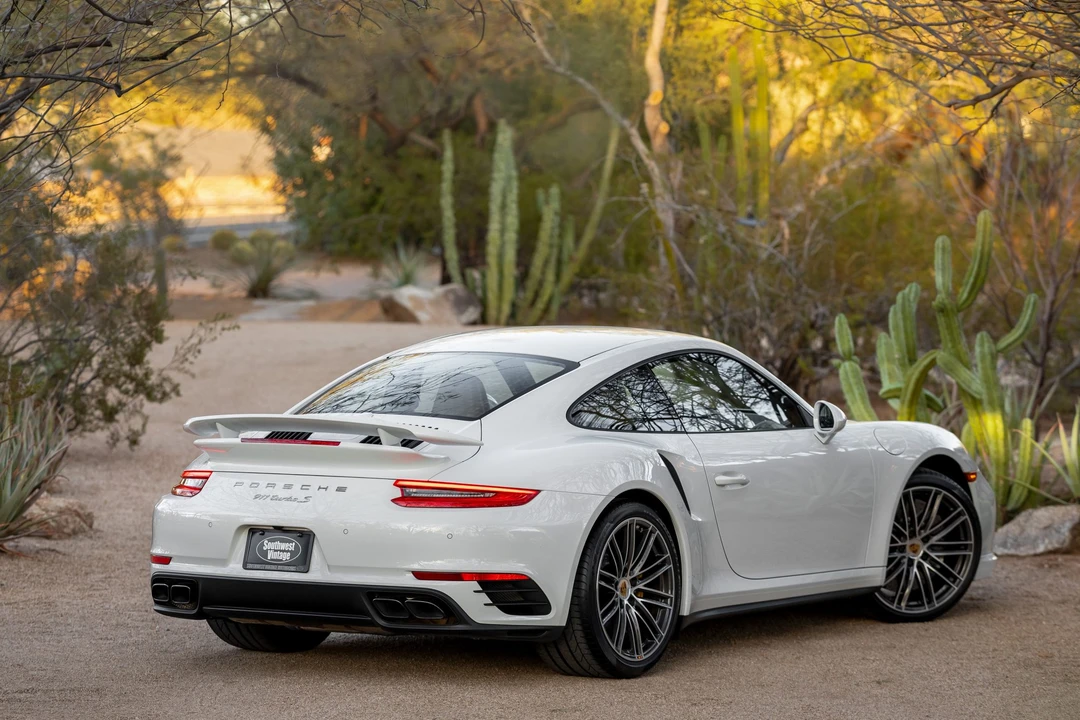 2018 Porsche 991 Turbo - Image 18 of 31