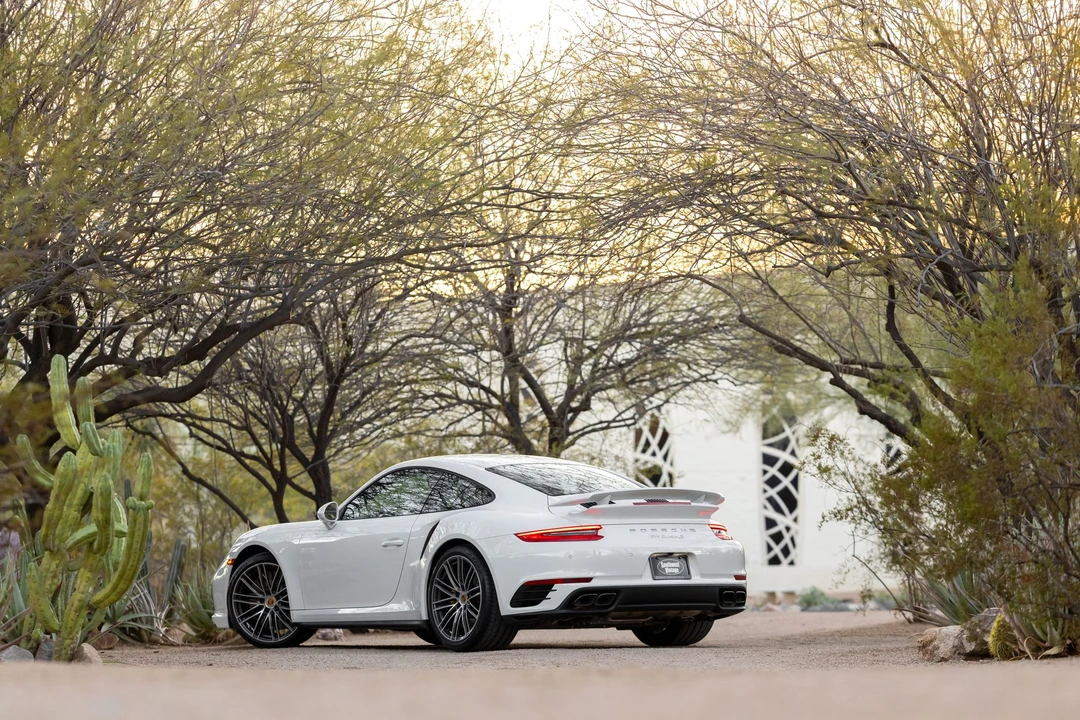 2018 Porsche 991 Turbo - Image 10 of 31