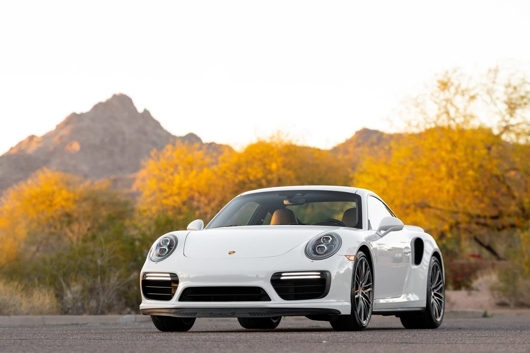 2018 Porsche 991 Turbo - Image 2 of 31