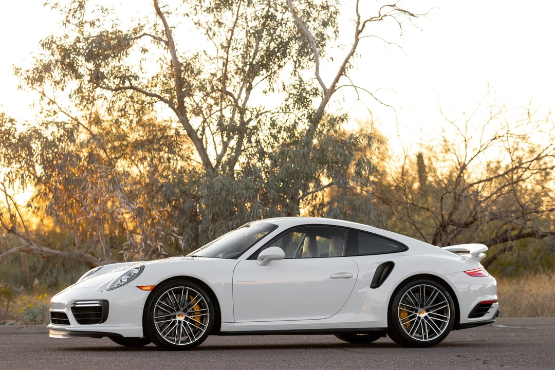 2018 Porsche 991 Turbo - Image 7 of 31