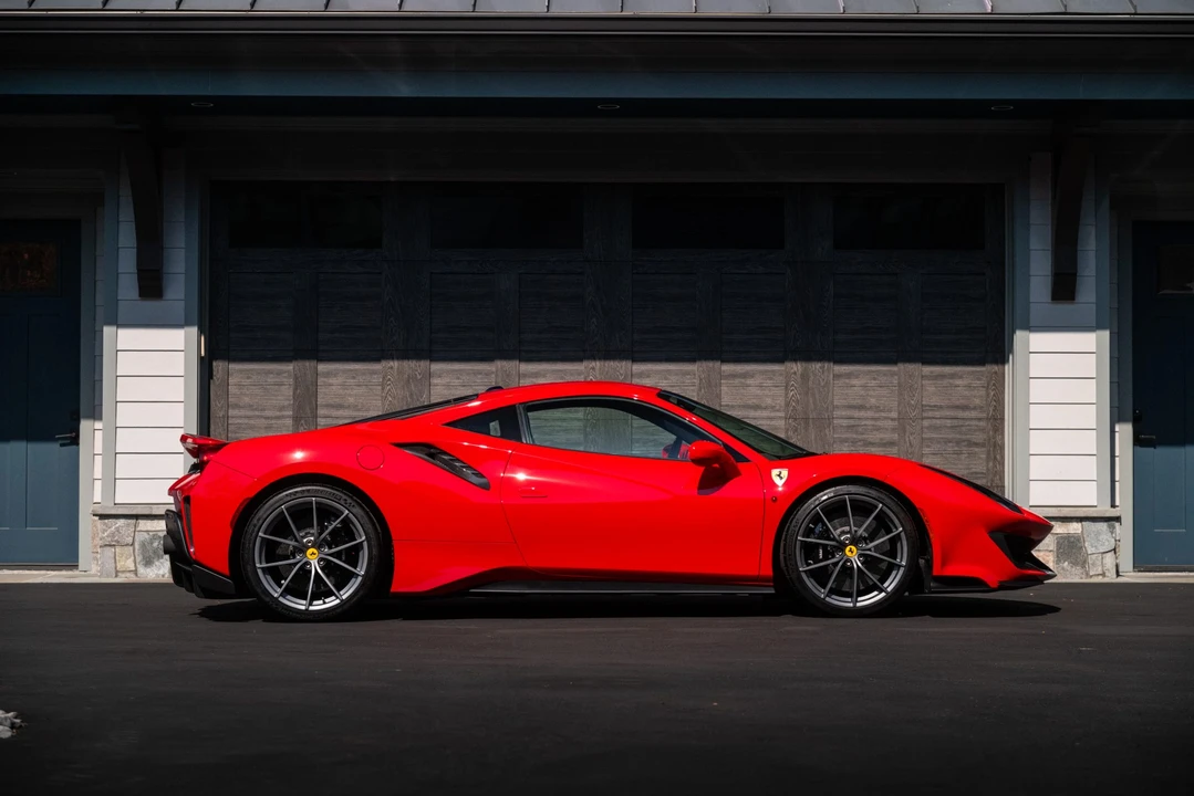 2019 Ferrari 488 Pista - Image 28 of 31