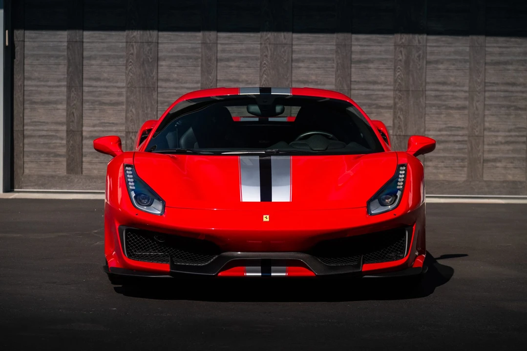 2019 Ferrari 488 Pista - Image 9 of 31