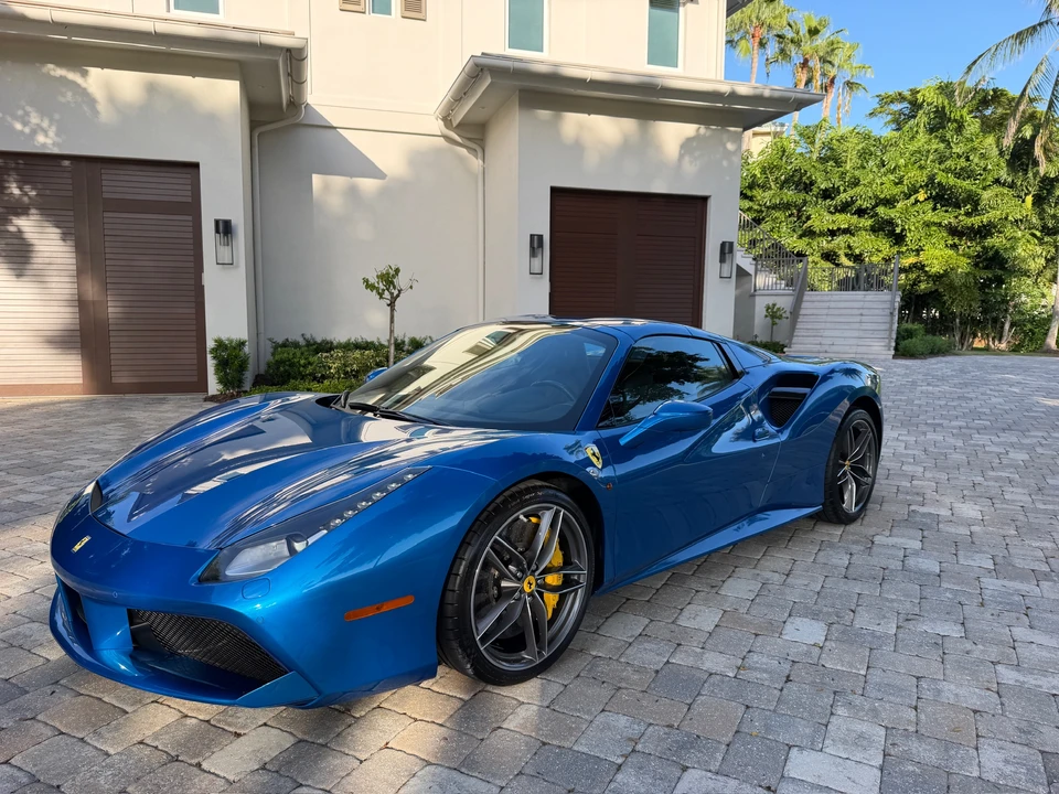 2019 Ferrari 488 Spider - Image 11 of 31