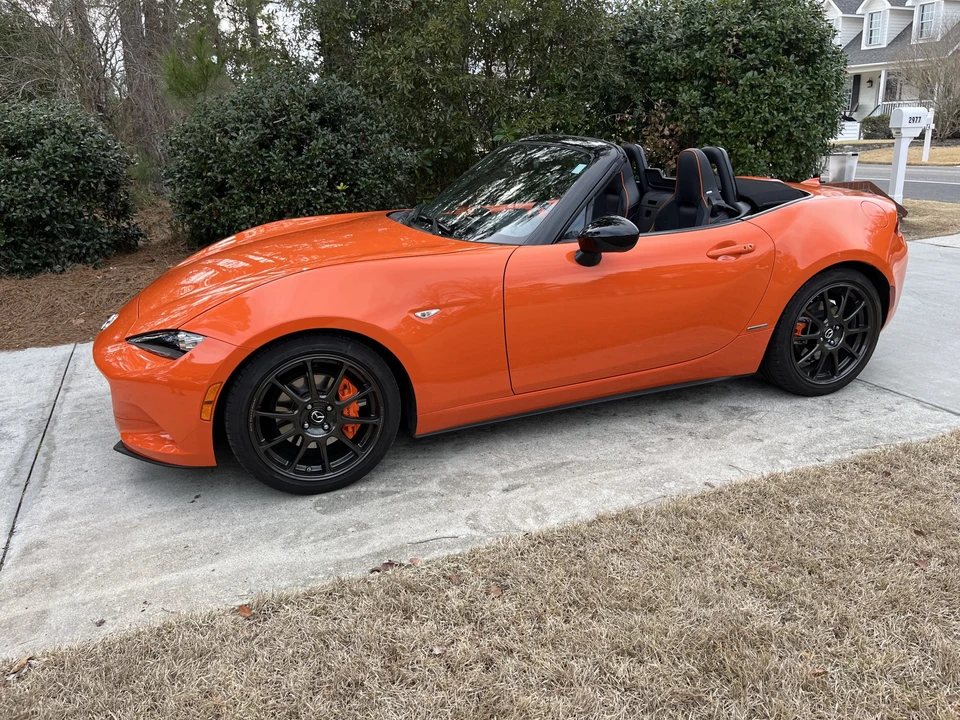 2019 Mazda ND MX-5 Miata - Image 2 of 31