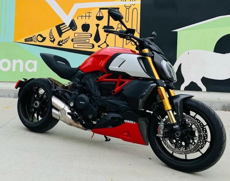 2021 Ducati Diavel - Image 3 of 6