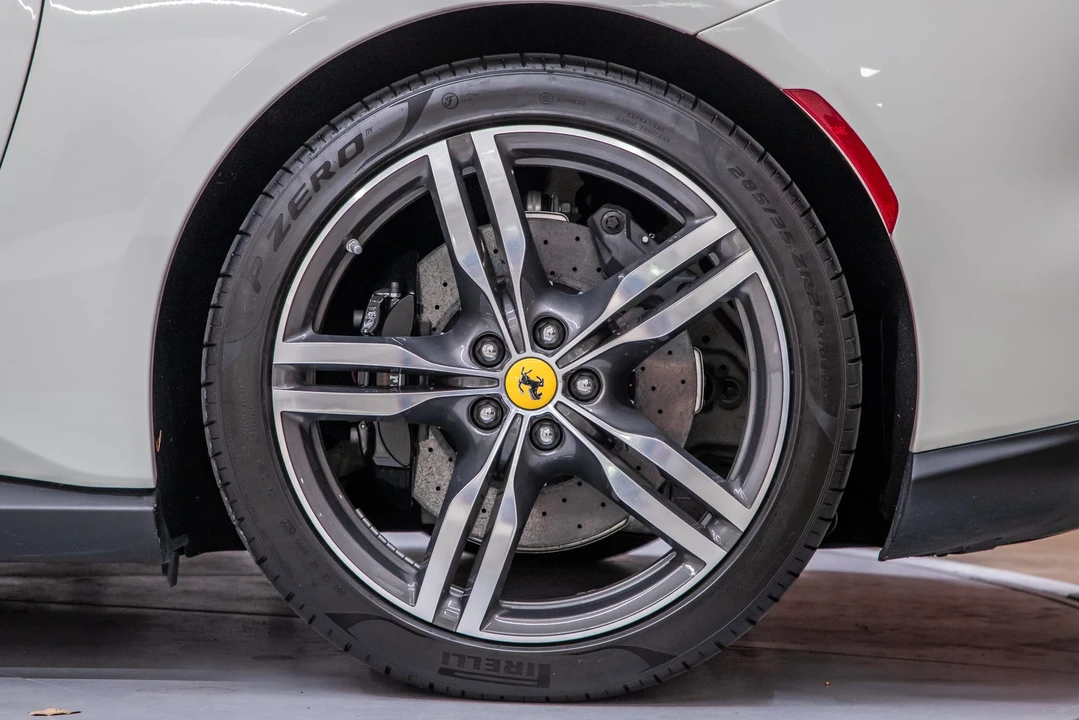 2022 Ferrari Portofino M - Image 25 of 31