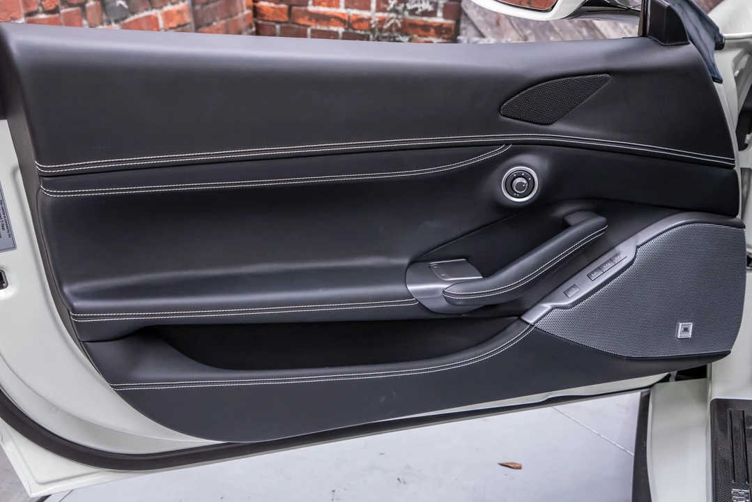 2022 Ferrari Portofino M - Image 31 of 31