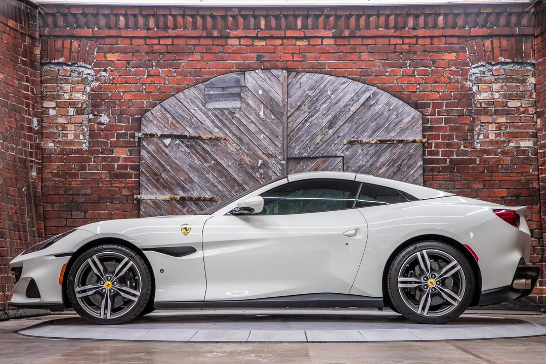 2022 Ferrari Portofino M - Image 15 of 31