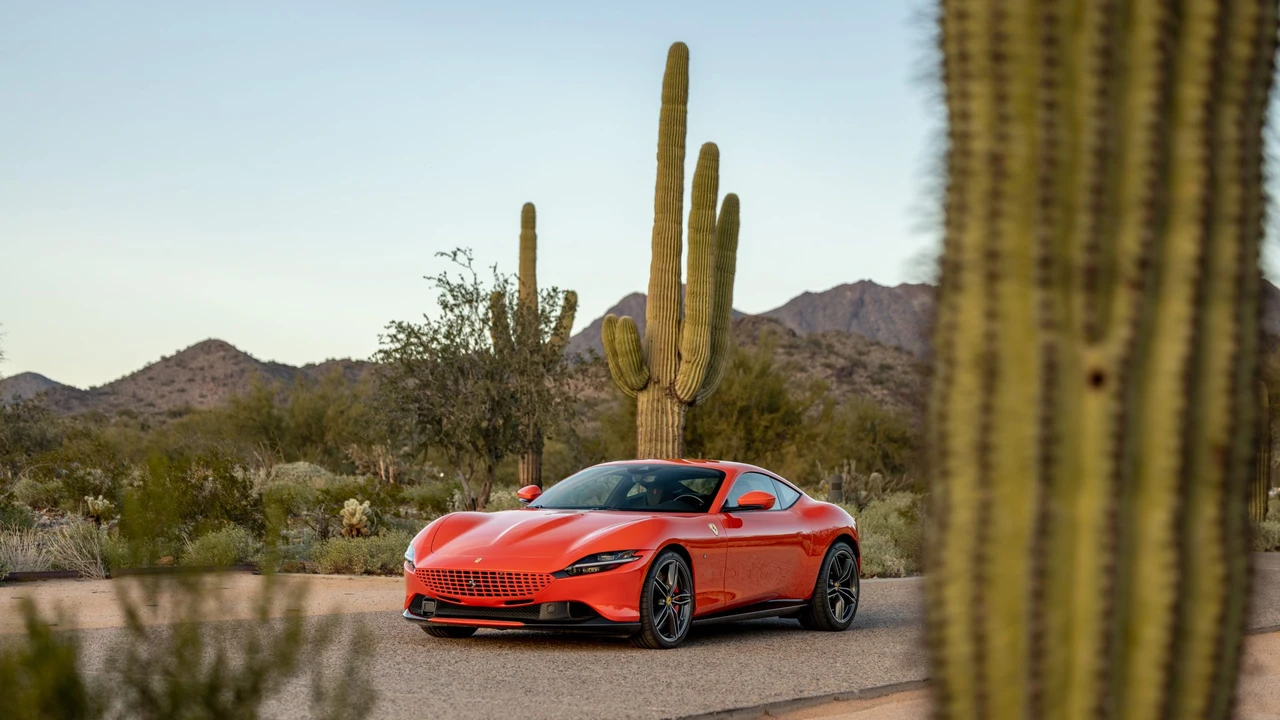 2022 Ferrari Roma - Image 6 of 31