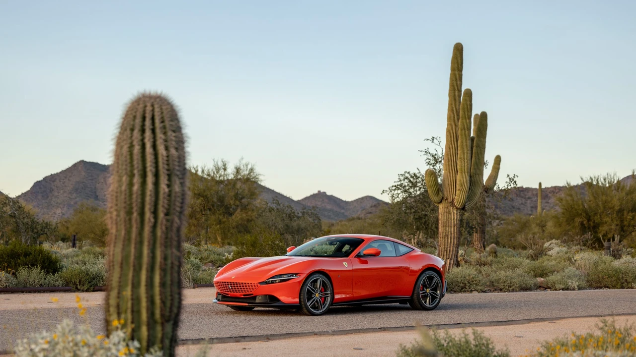 2022 Ferrari Roma - Image 3 of 31