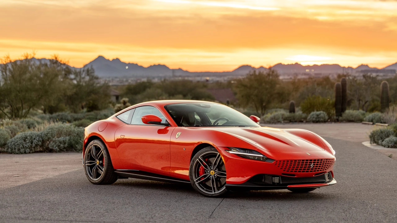 2022 Ferrari Roma - Image 22 of 31