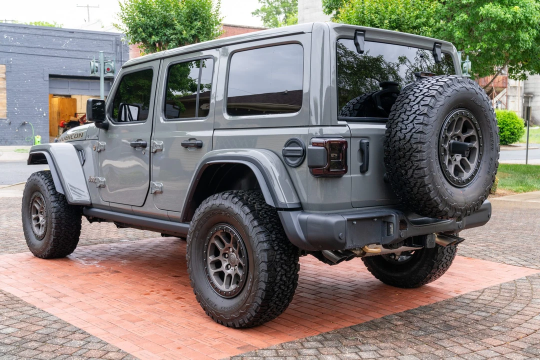2022 Jeep JL Wrangler - Image 14 of 31