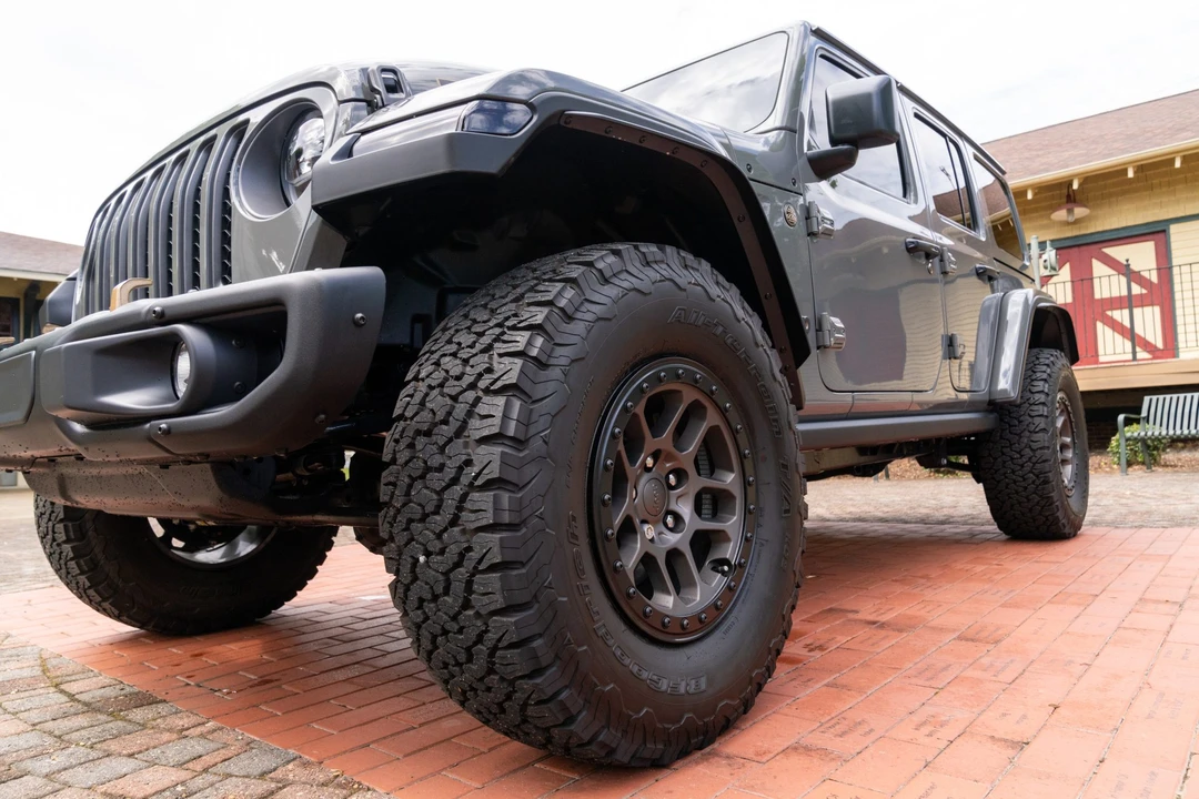 2022 Jeep JL Wrangler - Image 22 of 31